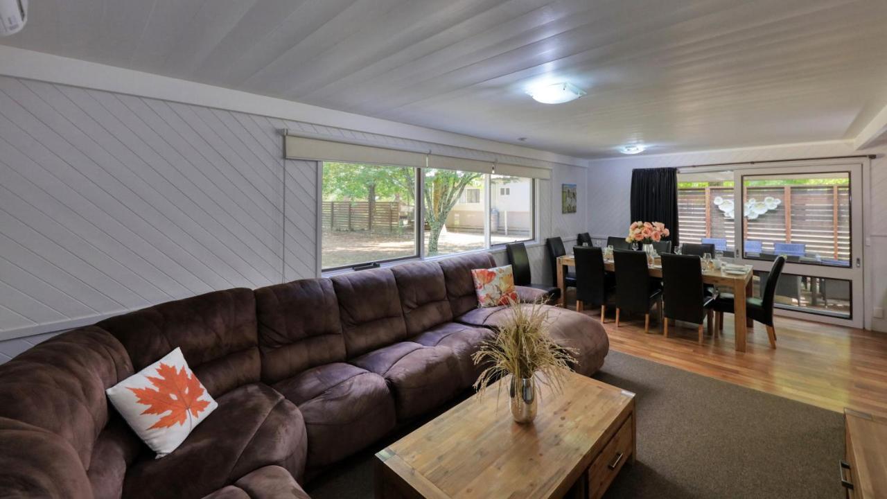 Big4 Porepunkah Holiday Park Bright Exterior photo